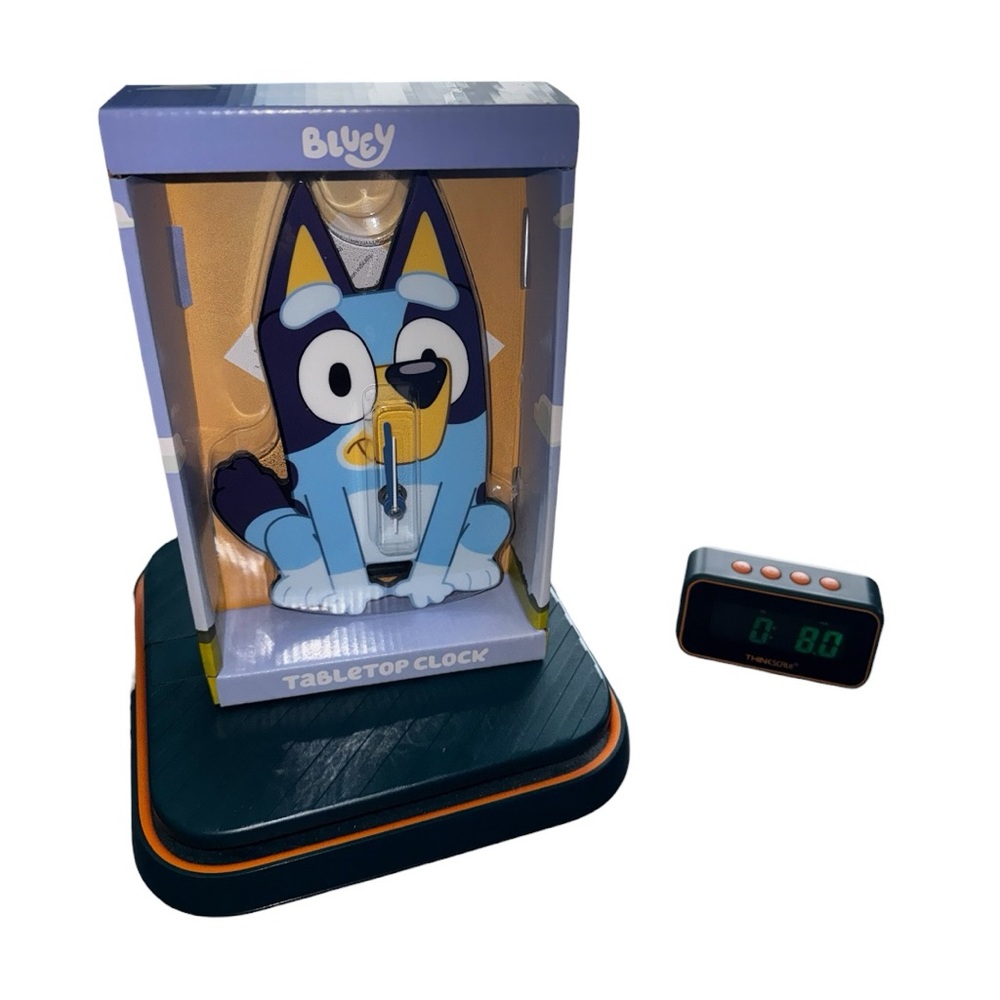 Bluey Table Top Clock - Picture 5 of 5